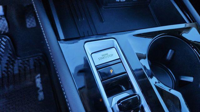 new 2026 Volkswagen Atlas car, priced at $44,008