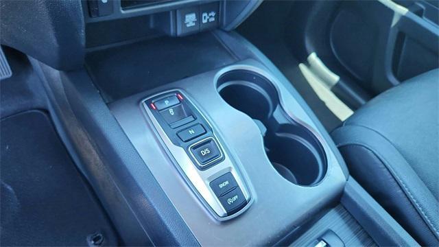 used 2021 Honda Pilot car, priced at $23,994