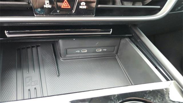 new 2026 Volkswagen Atlas car, priced at $43,732