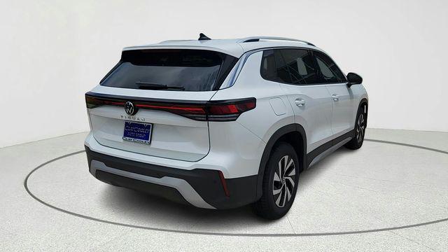 new 2025 Volkswagen Tiguan car, priced at $28,015