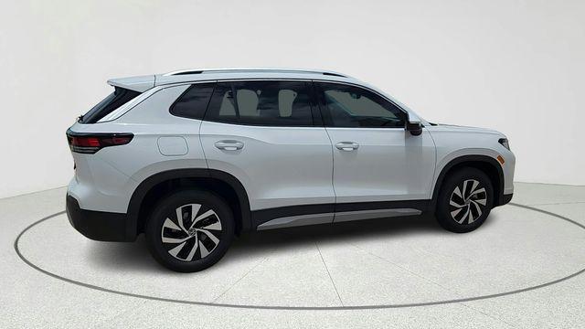 new 2025 Volkswagen Tiguan car, priced at $28,015