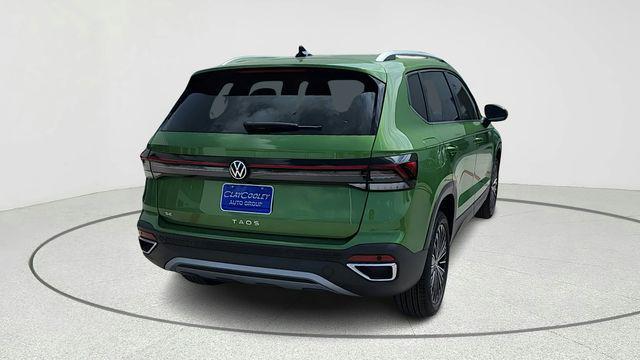 new 2025 Volkswagen Taos car