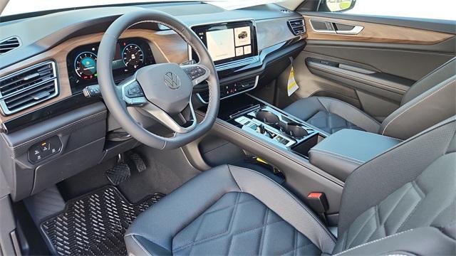 new 2026 Volkswagen Atlas car, priced at $43,086