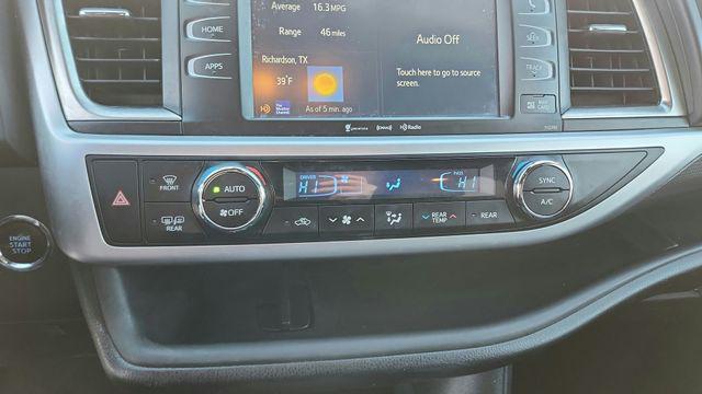 used 2019 Toyota Highlander car, priced at $26,879