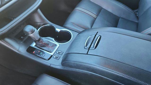 used 2019 Toyota Highlander car, priced at $26,879