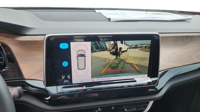 new 2026 Volkswagen Atlas car, priced at $42,771