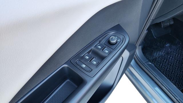 new 2026 Volkswagen Taos car, priced at $26,547