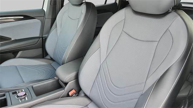 new 2025 Volkswagen Tiguan car, priced at $35,283