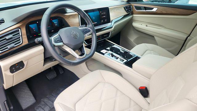 new 2025 Volkswagen Atlas car, priced at $37,406