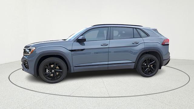 new 2026 Volkswagen Atlas Cross Sport car, priced at $48,446