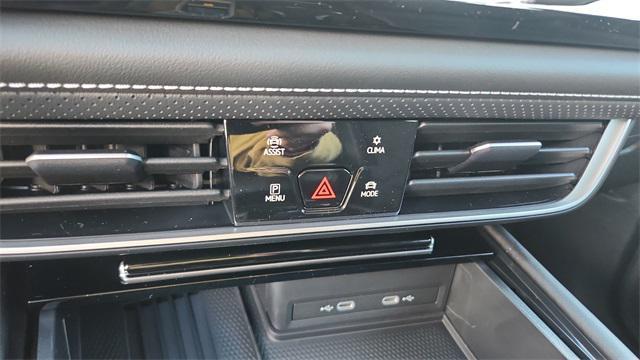 new 2026 Volkswagen Atlas car, priced at $43,732