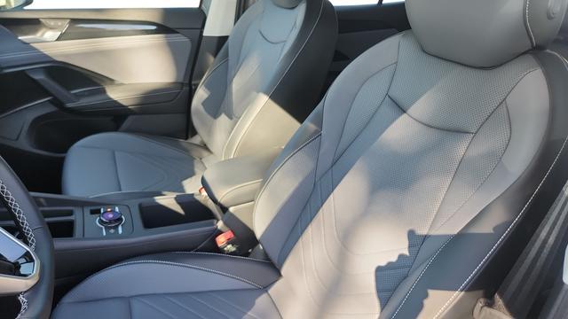 new 2026 Volkswagen Tiguan car, priced at $33,411