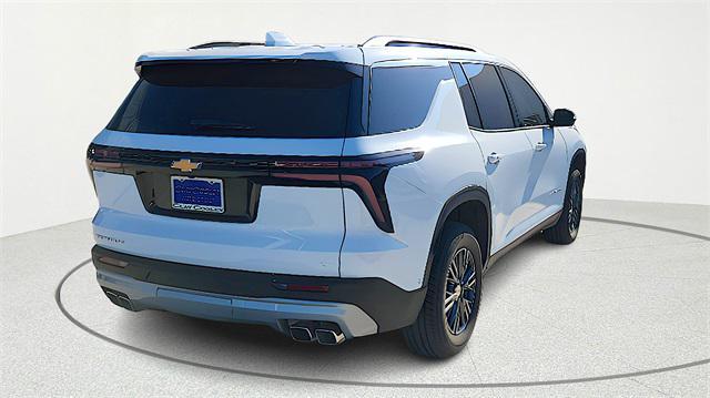 used 2024 Chevrolet Traverse car, priced at $32,994
