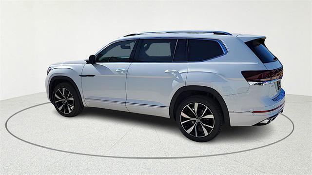 new 2026 Volkswagen Atlas car, priced at $52,618