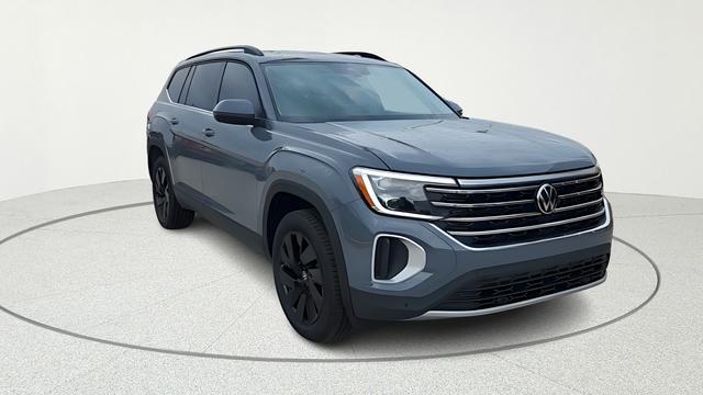 new 2026 Volkswagen Atlas car, priced at $43,122