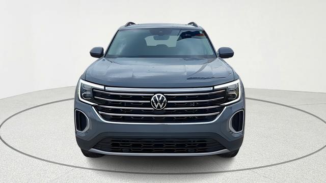 new 2026 Volkswagen Atlas car, priced at $43,122