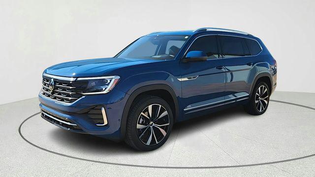 new 2025 Volkswagen Atlas car, priced at $46,878