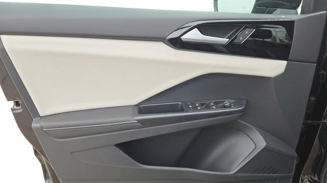 new 2026 Volkswagen Taos car, priced at $27,177