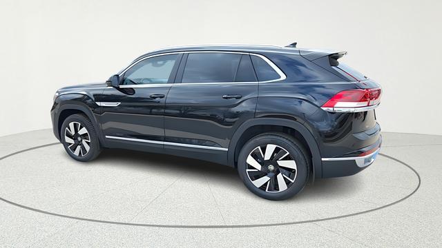 new 2026 Volkswagen Atlas Cross Sport car, priced at $47,218