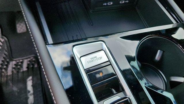 new 2026 Volkswagen Atlas Cross Sport car, priced at $47,218