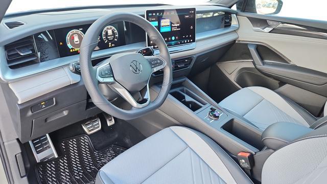new 2026 Volkswagen Tiguan car, priced at $36,720
