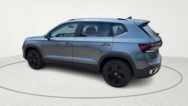 new 2026 Volkswagen Taos car, priced at $31,544