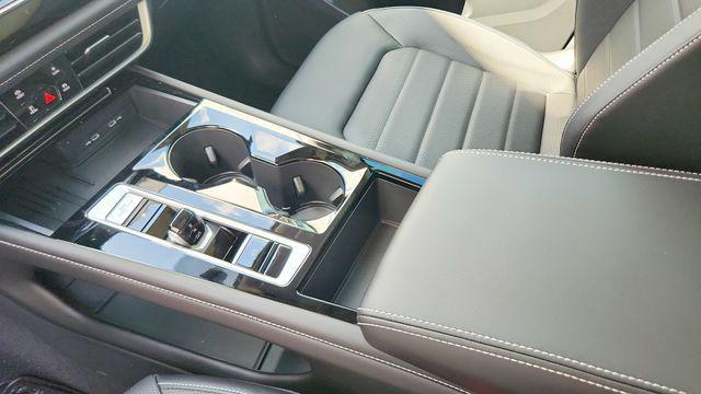 new 2026 Volkswagen Atlas car, priced at $47,434