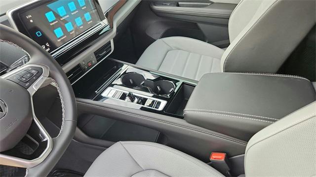 new 2026 Volkswagen Atlas Cross Sport car, priced at $46,916