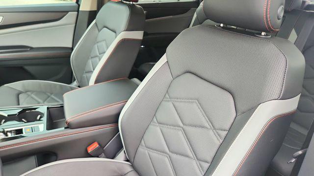 new 2026 Volkswagen Atlas car, priced at $45,327