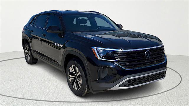 new 2026 Volkswagen Atlas Cross Sport car, priced at $38,401