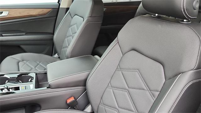 new 2026 Volkswagen Atlas car, priced at $43,485