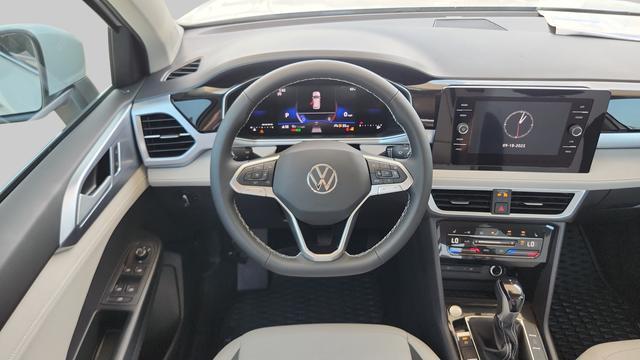 new 2025 Volkswagen Taos car, priced at $29,790