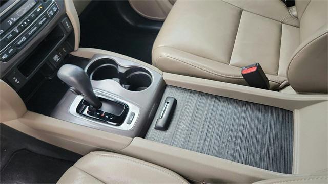 used 2017 Honda Pilot car, priced at $18,992