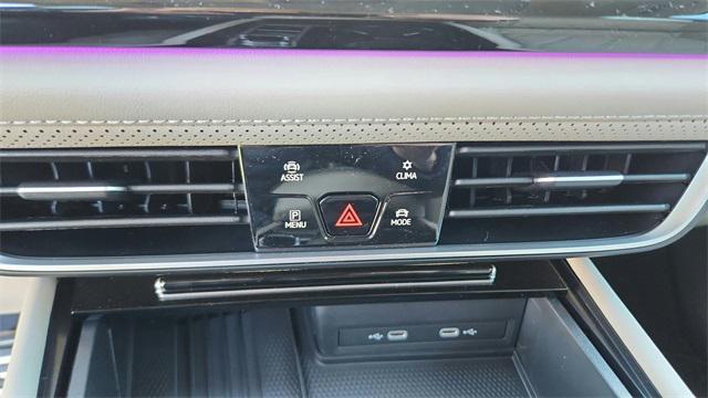 new 2026 Volkswagen Atlas car, priced at $53,216