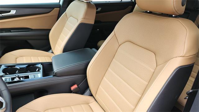 new 2026 Volkswagen Atlas Cross Sport car, priced at $51,326