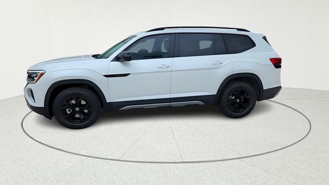new 2026 Volkswagen Atlas car, priced at $46,362