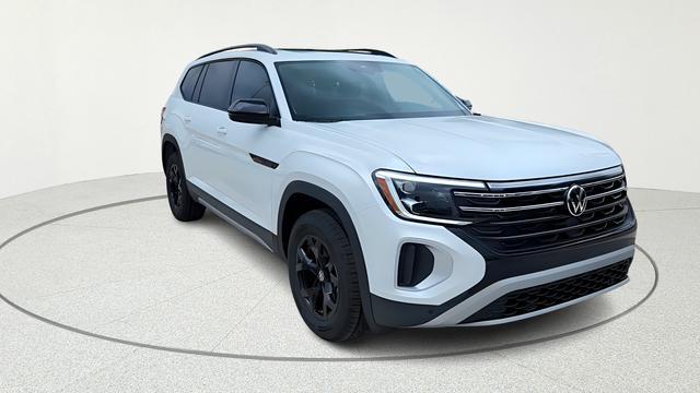 new 2026 Volkswagen Atlas car, priced at $46,362