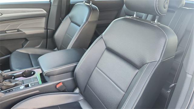 used 2022 Volkswagen Atlas Cross Sport car, priced at $23,521