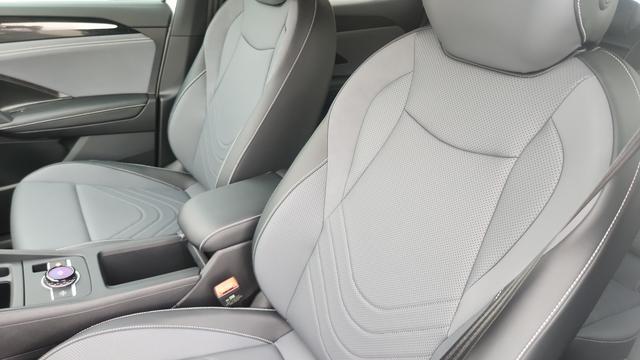 new 2026 Volkswagen Tiguan car, priced at $37,791