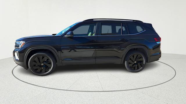 new 2026 Volkswagen Atlas car, priced at $43,283