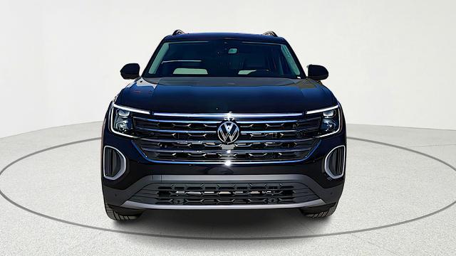 new 2026 Volkswagen Atlas car, priced at $43,283