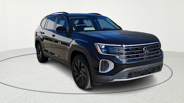 new 2026 Volkswagen Atlas car, priced at $43,283