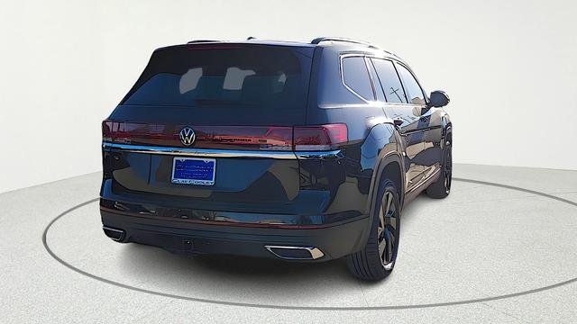 new 2026 Volkswagen Atlas car, priced at $42,685