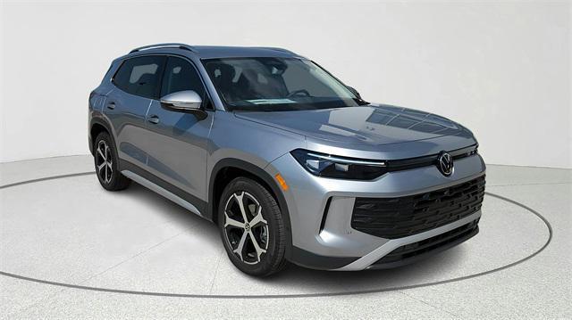 new 2025 Volkswagen Tiguan car, priced at $31,787