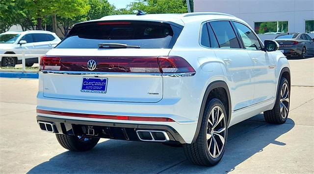 new 2024 Volkswagen Atlas Cross Sport car, priced at $42,121