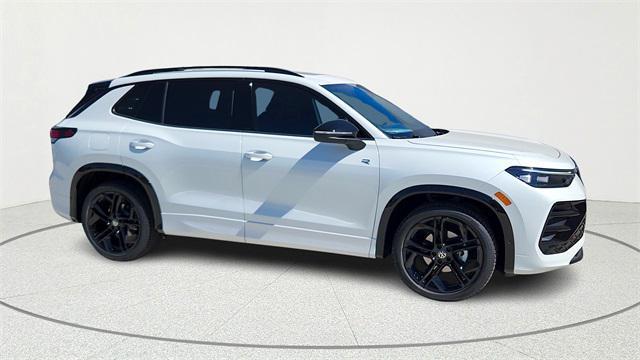 new 2025 Volkswagen Tiguan car, priced at $35,283