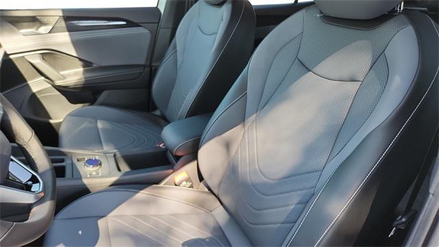 new 2025 Volkswagen Tiguan car, priced at $35,283