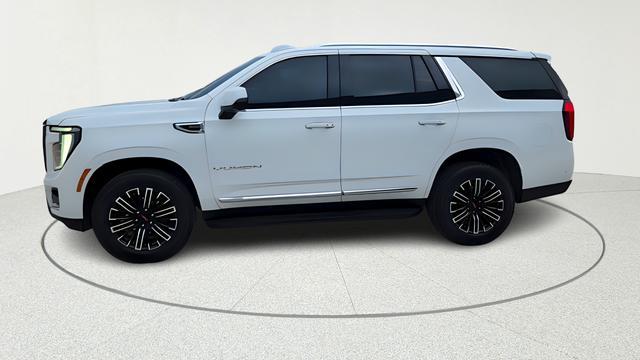 used 2025 GMC Yukon car, priced at $65,255