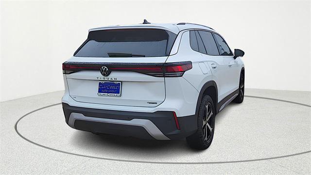 new 2026 Volkswagen Tiguan car, priced at $35,331