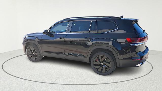 new 2026 Volkswagen Atlas car, priced at $43,283